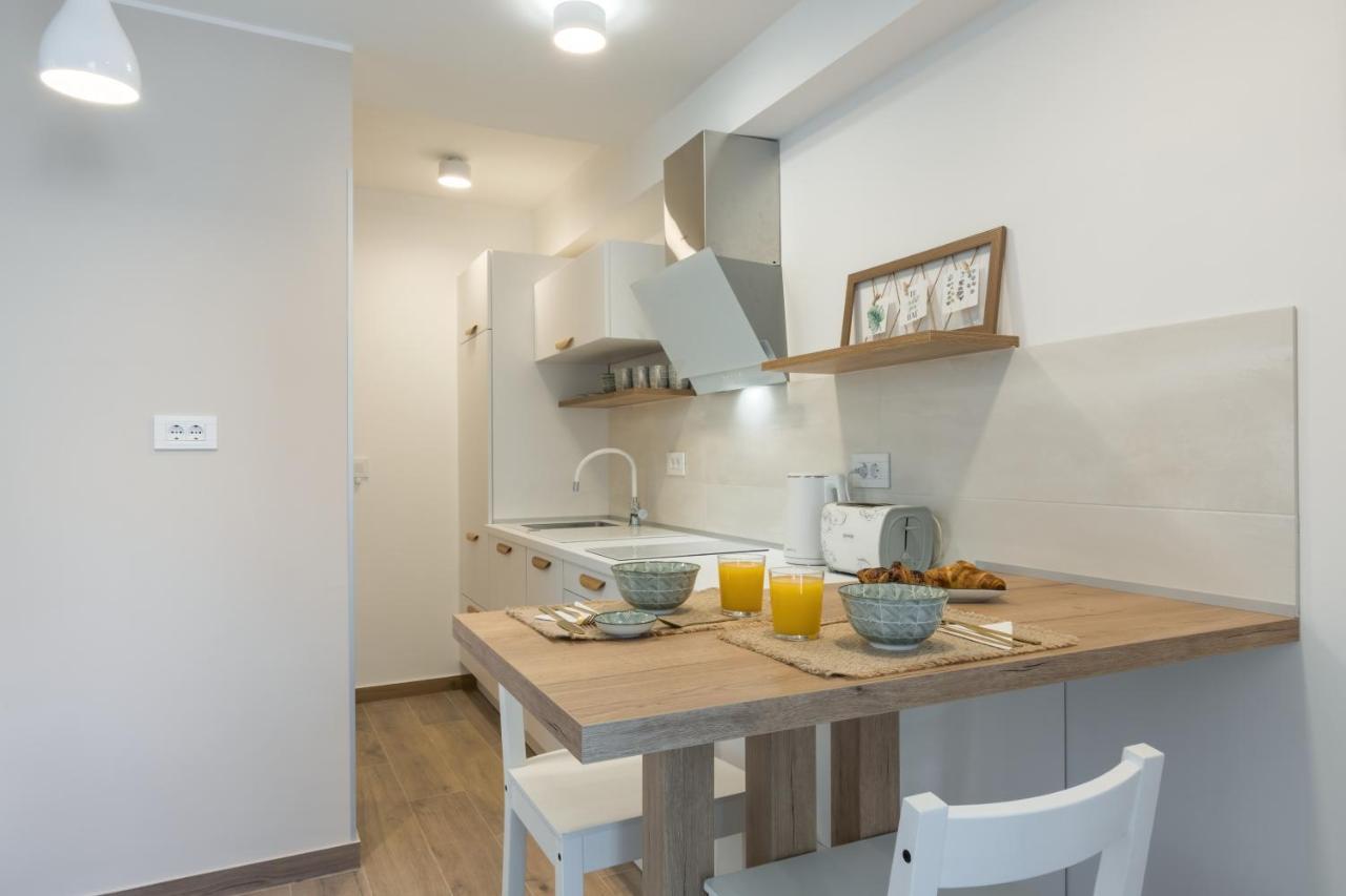 Apartment Norah With Private Parking Pula Zewnętrze zdjęcie